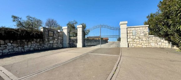 3 bedrooms Villa in Sovizzo, Italy No. 150894 20