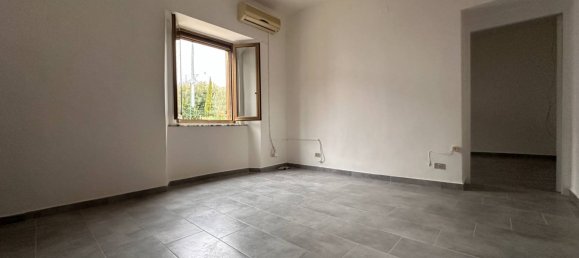 1 bedroom House in Catanzaro, Italy No. 91990 3