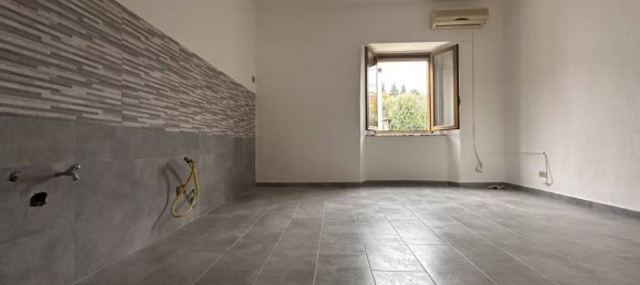 1 bedroom House in Catanzaro, Italy No. 91990 2