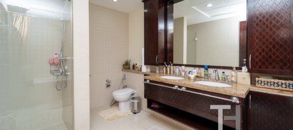 3 bedrooms Apartment in Burj Khalifa, UAE No. 28482 5