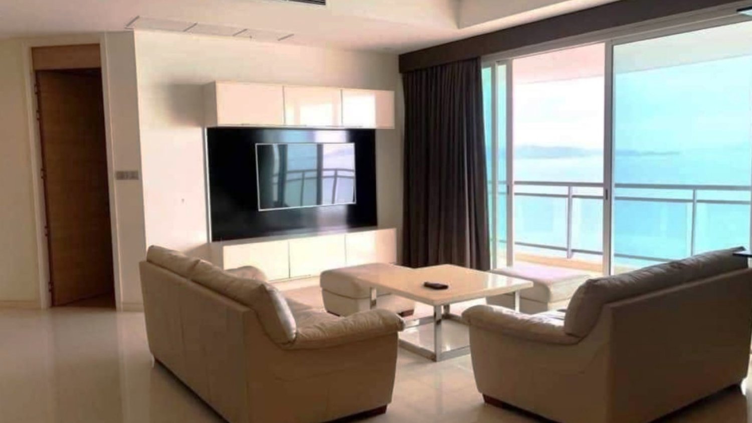 3 Schlafzimmer Eigentumswohnung in Reflection Jomtien Beach Pattaya, Thailand, Nr. 28958