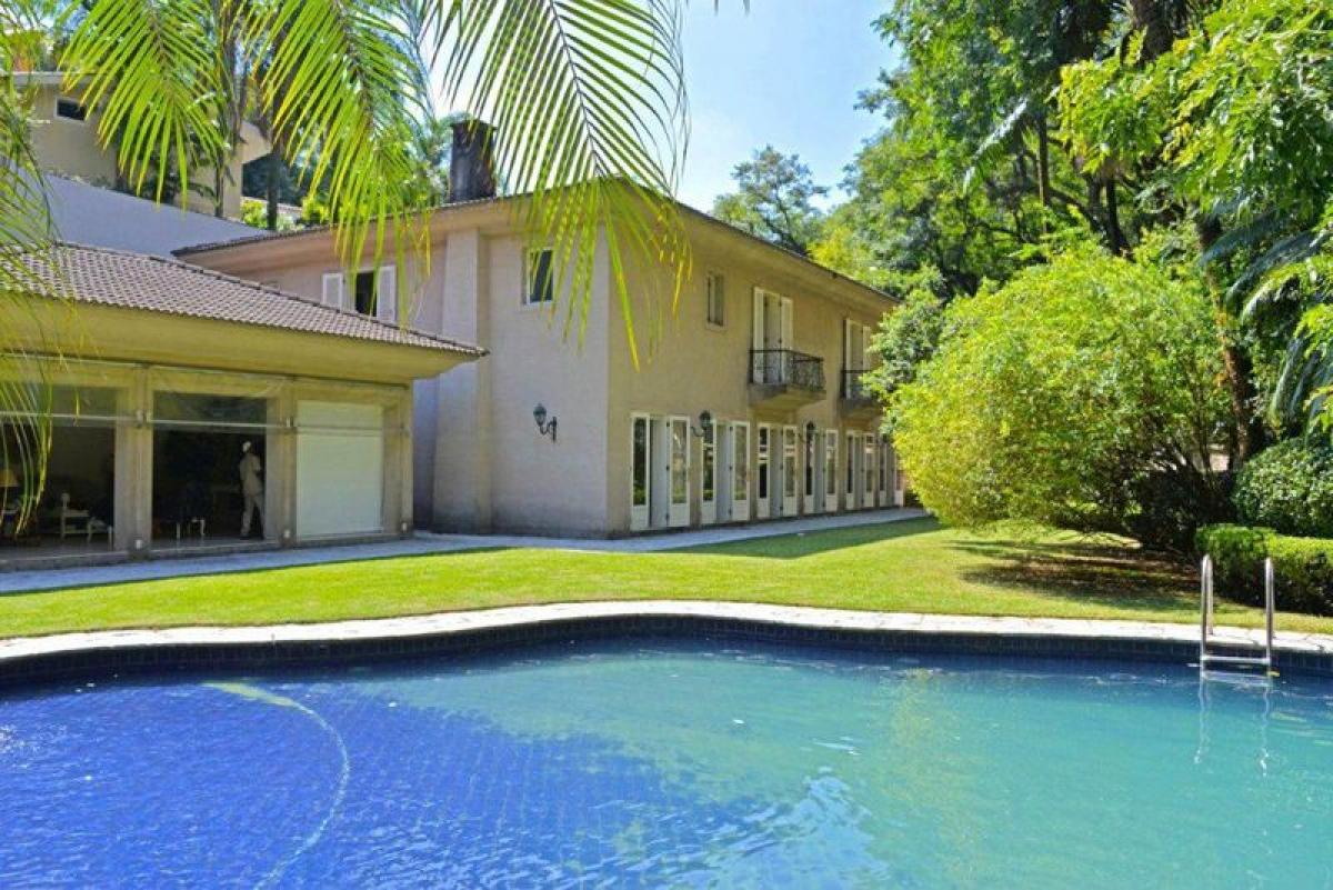 4 bedrooms House in Sao Paulo, Brazil No. 489426