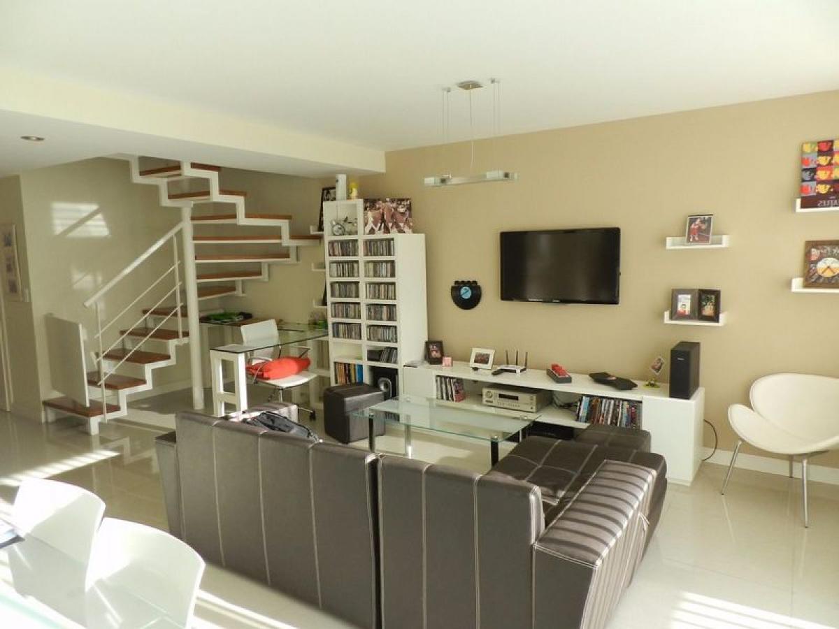 3 bedrooms Apartment in Mar del Plata, Argentina No. 70900