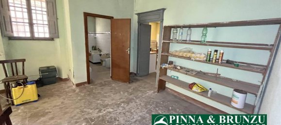 9-Zimmer Villa in Solarussa, Italy, Nr. 24930 32