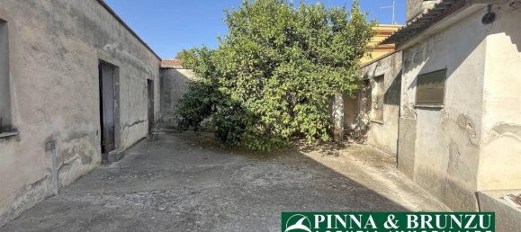 9-Zimmer Villa in Solarussa, Italy, Nr. 24930 51