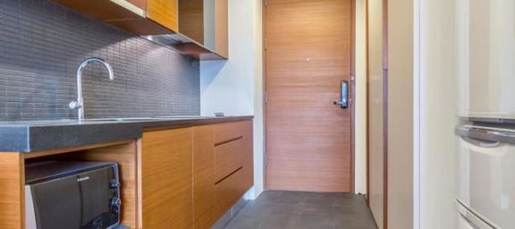 1 bedroom Condo in Khlong Toei, Thailand No. 9802 6