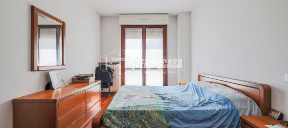 3 Schlafzimmer Wohnung in Imola, Italy, Nr. 321828 11