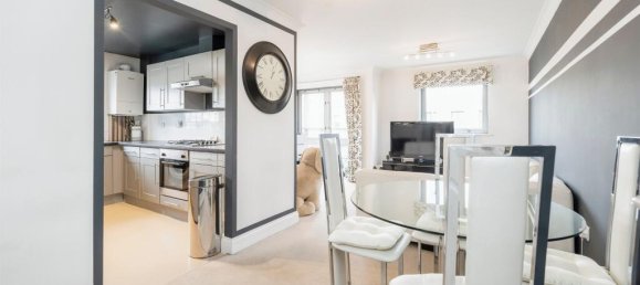 2 bedrooms Apartment in Bushey, United Kingdom No. 6228 9