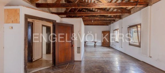 6 rooms Apartment in Venice, Italy No. 286707 2