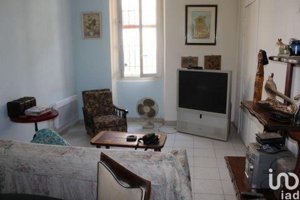 Studio in the Condo in Toulon, France No. 8220