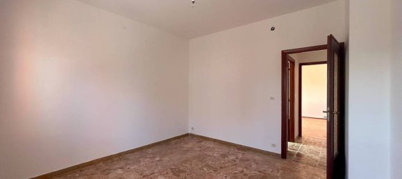 Apartamento de 2 dormitorios en Carrù, Italy No. 371793 8