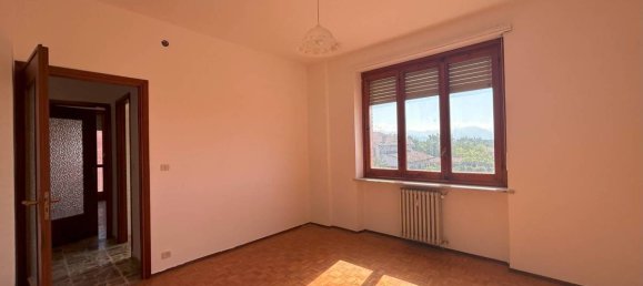 Apartamento de 2 dormitorios en Carrù, Italy No. 371793 14