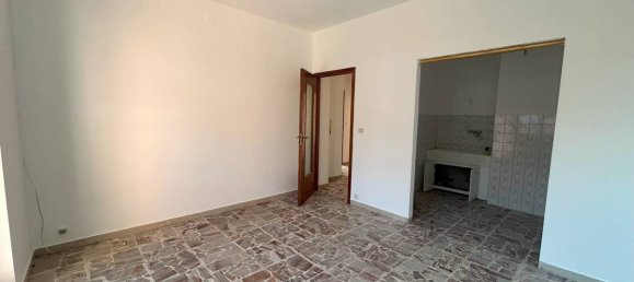 Apartamento de 2 dormitorios en Carrù, Italy No. 371793 18