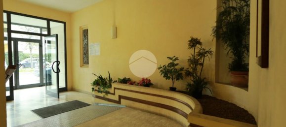 3 bedrooms Apartment in Pescara, Italy No. 208525 4