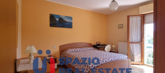 5 chambres Maison à Cappelle sul Tavo, Italy No. 311437 10