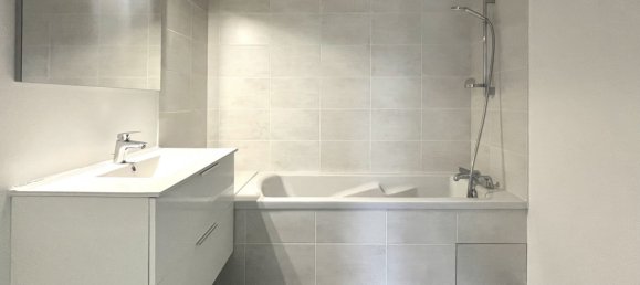 4-salle Appartement à Grenoble, France No. 198158 11