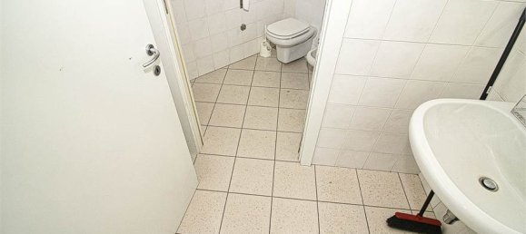 4 rooms Office in Modena, Italy No. 381926 16