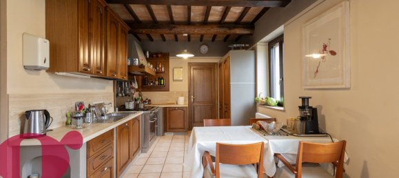 4 bedrooms House in Todi, Italy No. 358184 25