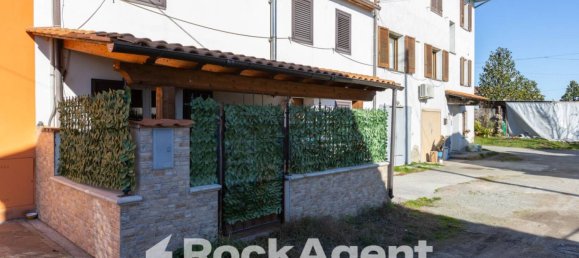 2 bedrooms House in Montecarlo, Italy No. 269284 2