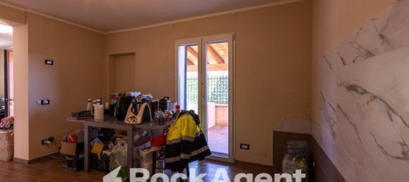 2 bedrooms House in Montecarlo, Italy No. 269284 3