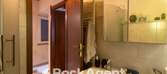 2 bedrooms House in Montecarlo, Italy No. 269284 6