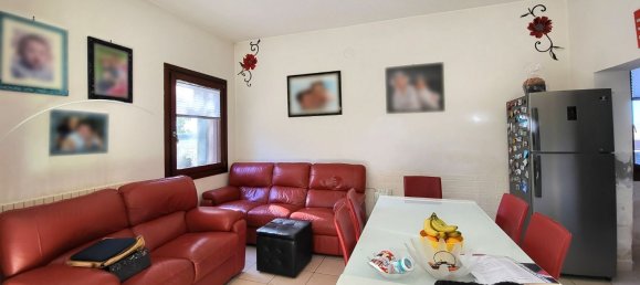 8 rooms House in Zimella, Italy No. 221576 25