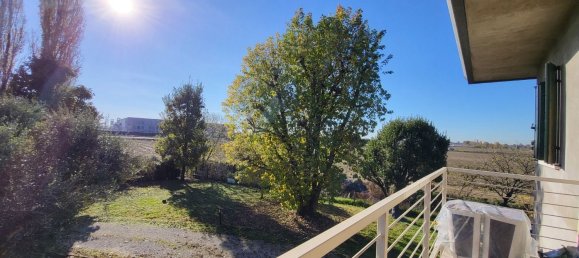 8 rooms House in Zimella, Italy No. 221576 12