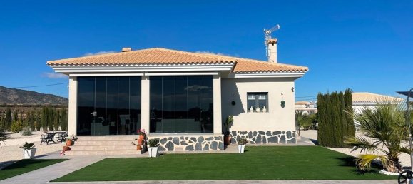 3 bedrooms Villa in Pinoso, Spain No. 14334 2