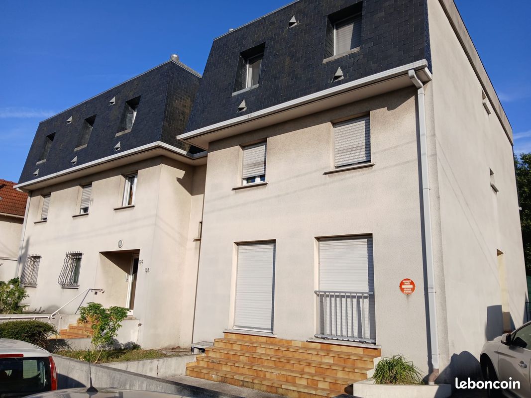 2 chambres Appartement à Aulnay-sous-Bois, France No. 289485