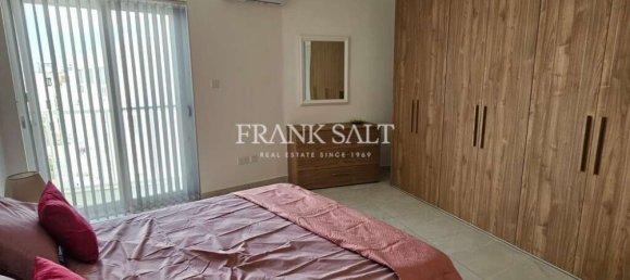 Ático de 3 dormitorios en Zebbug, Malta No. 7382 37