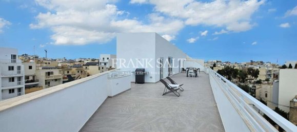 Ático de 3 dormitorios en Zebbug, Malta No. 7382 4