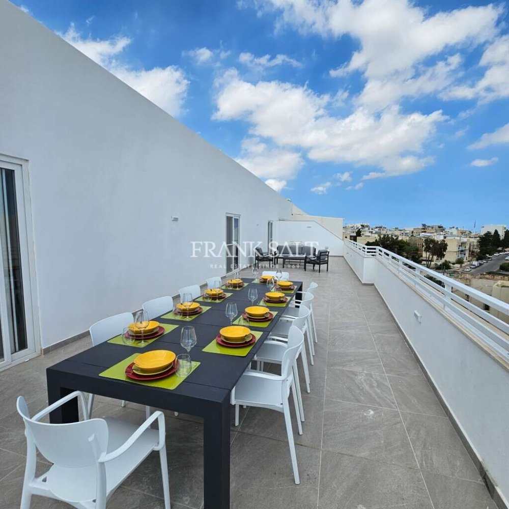 Ático de 3 dormitorios en Zebbug, Malta No. 7382