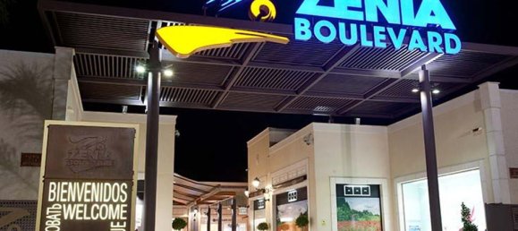 6 bedrooms House in Cabo Roig, Spain No. 189271 23