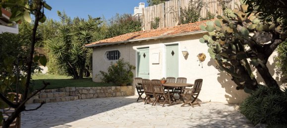 4 bedrooms Commercial property in Antibes, France No. 1927 7