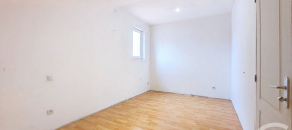 4 bedrooms Villa in Saint-Esteve, France No. 200564 42