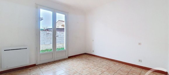 4 bedrooms Villa in Saint-Esteve, France No. 200564 14