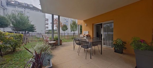 2 bedrooms Apartment in Tours, France No. 263632 3