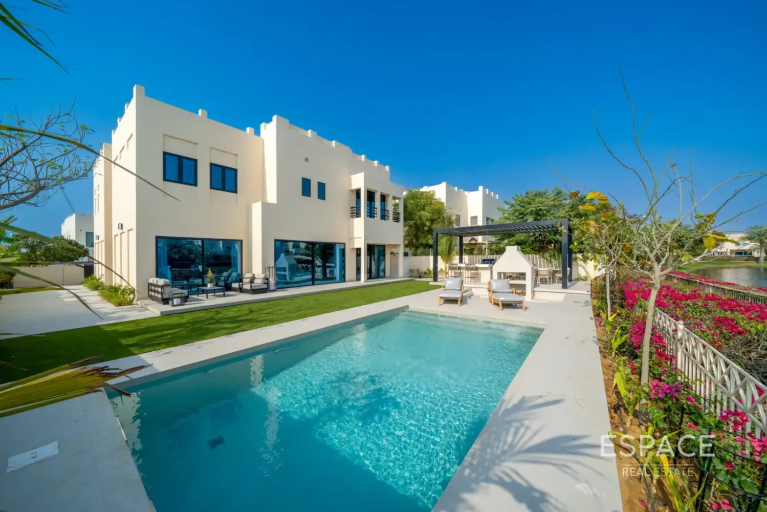 5 Schlafzimmer Villa in Meadows, UAE, Nr. 209261