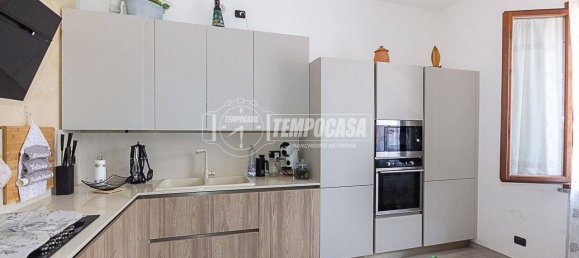 2 bedrooms Apartment in Castelleone, Italy No. 311301 7