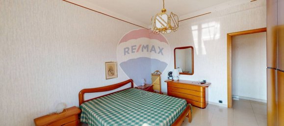 Квартира с 5 комнатами в Генуя, Италия № 106047 4