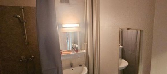 1 bedroom Apartment in Laon, France No. 307652 3