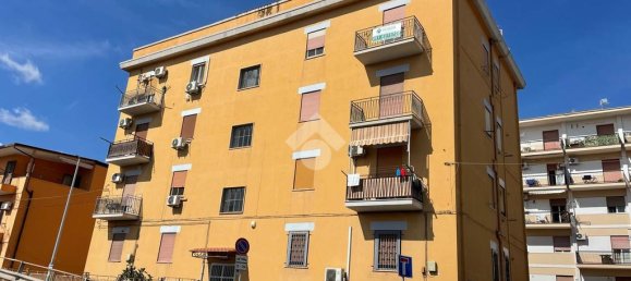 2 Schlafzimmer Wohnung in Palermo, Italy, Nr. 105423 3