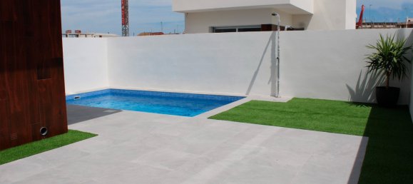 3 bedrooms Villa in San Fulgencio, Spain No. 10611 2