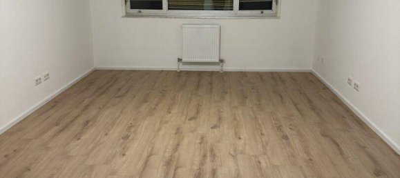 Квартира с 3 комнатами в Зиммеринг, Австрия № 196570 4