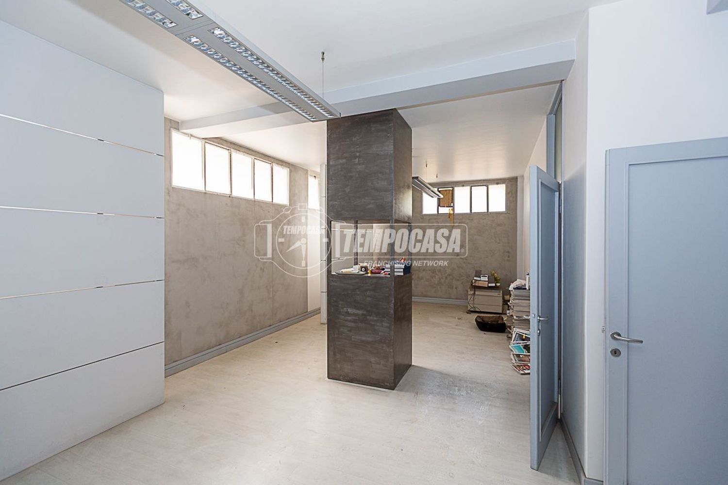 Офис 238м² в Брешиа, Италия № 274260