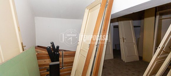 Офис 238м² в Брешиа, Италия № 274260 8