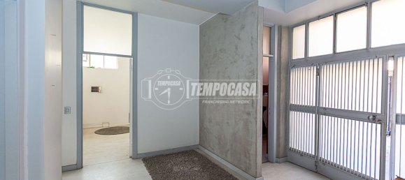 Офис 238м² в Брешиа, Италия № 274260 25