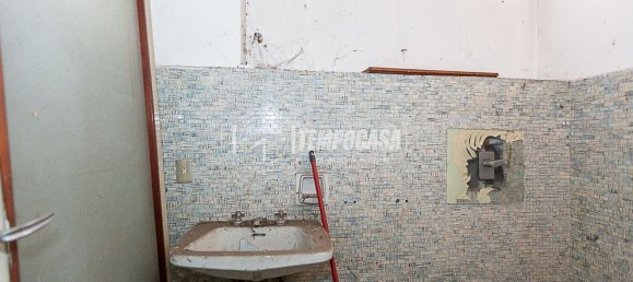 Офис 238м² в Брешиа, Италия № 274260 22