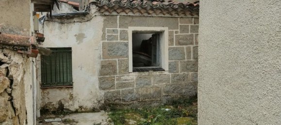 3 bedrooms House in El Espinar, Spain No. 85135 12