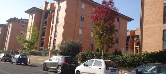 4 rooms Apartment in Rome, Italy No. 256160 3